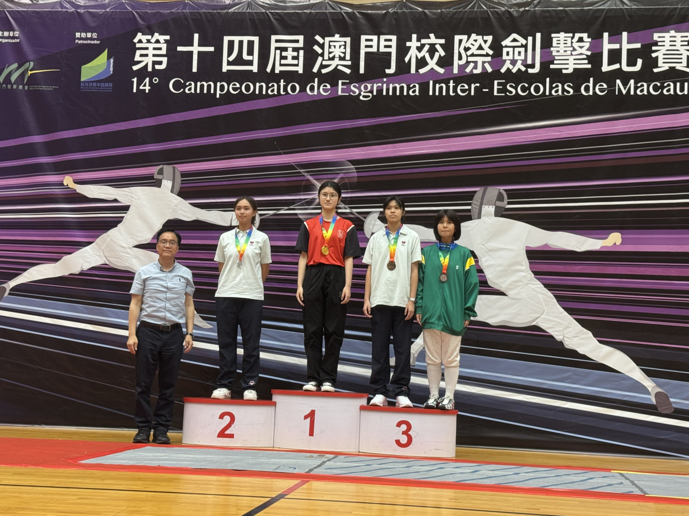Cloris-at-Macau-Inter-School-Fencing-Competition.jpg